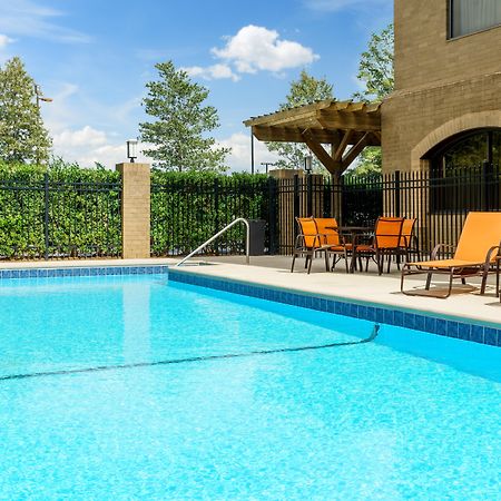 Holiday Inn Charlotte University By Ihg Ngoại thất bức ảnh
