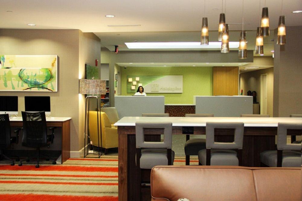 Holiday Inn Charlotte University By Ihg Ngoại thất bức ảnh
