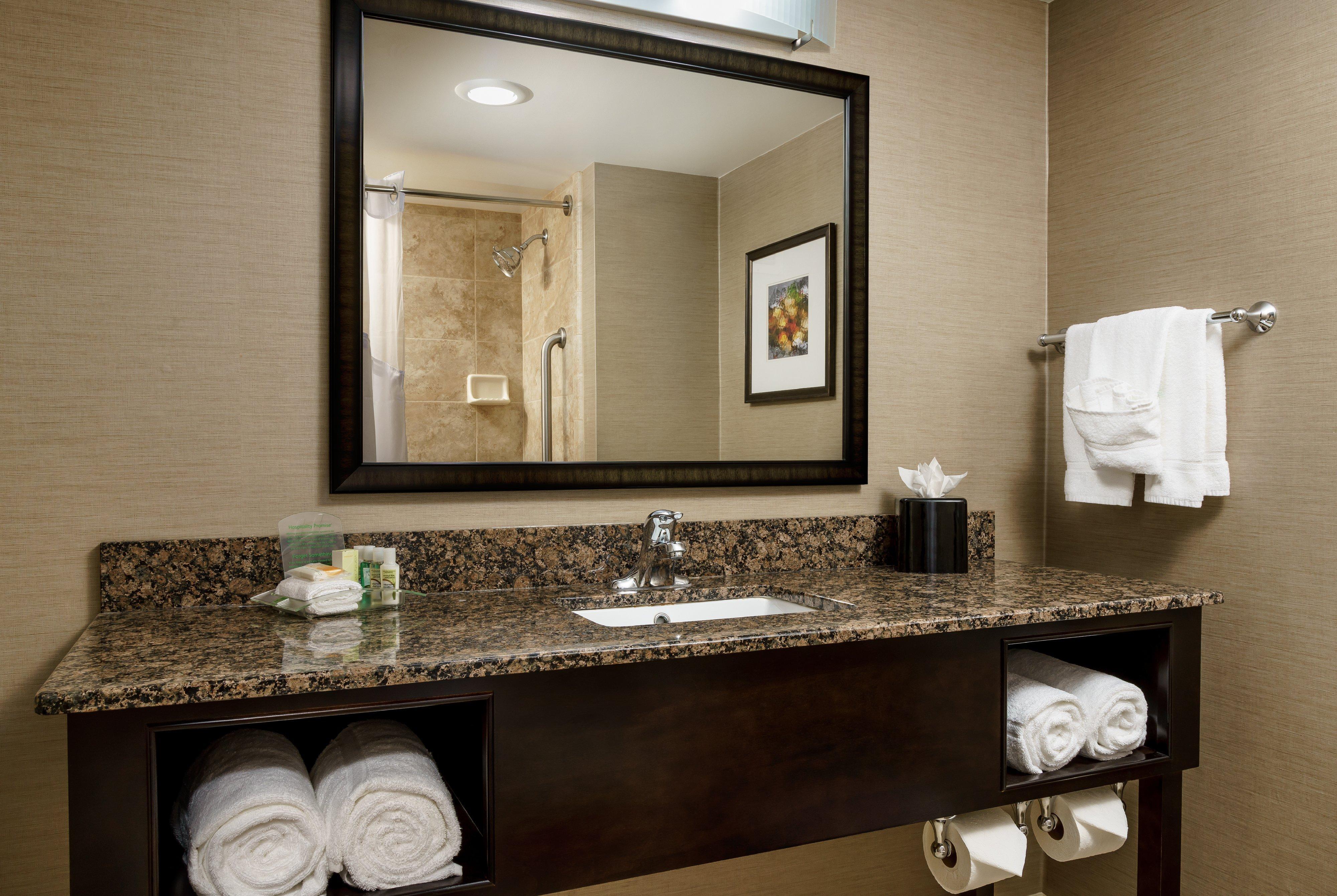 Holiday Inn Charlotte University By Ihg Ngoại thất bức ảnh