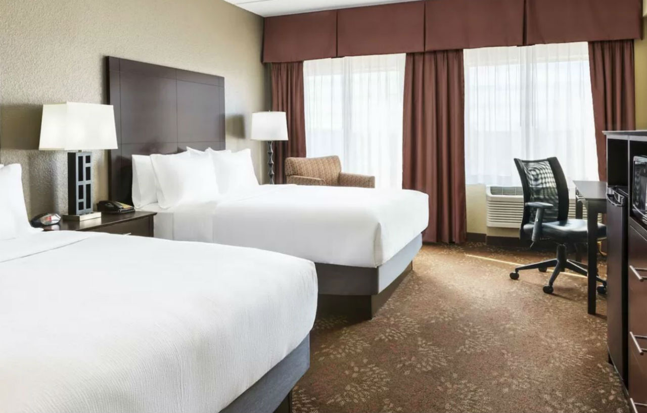 Holiday Inn Charlotte University By Ihg Ngoại thất bức ảnh